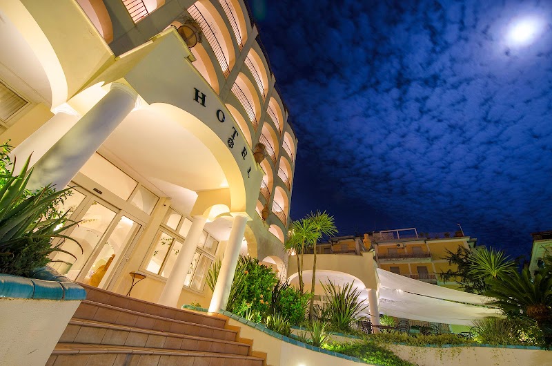 Hotel San Francesco in Cava de' Tirreni, Italy