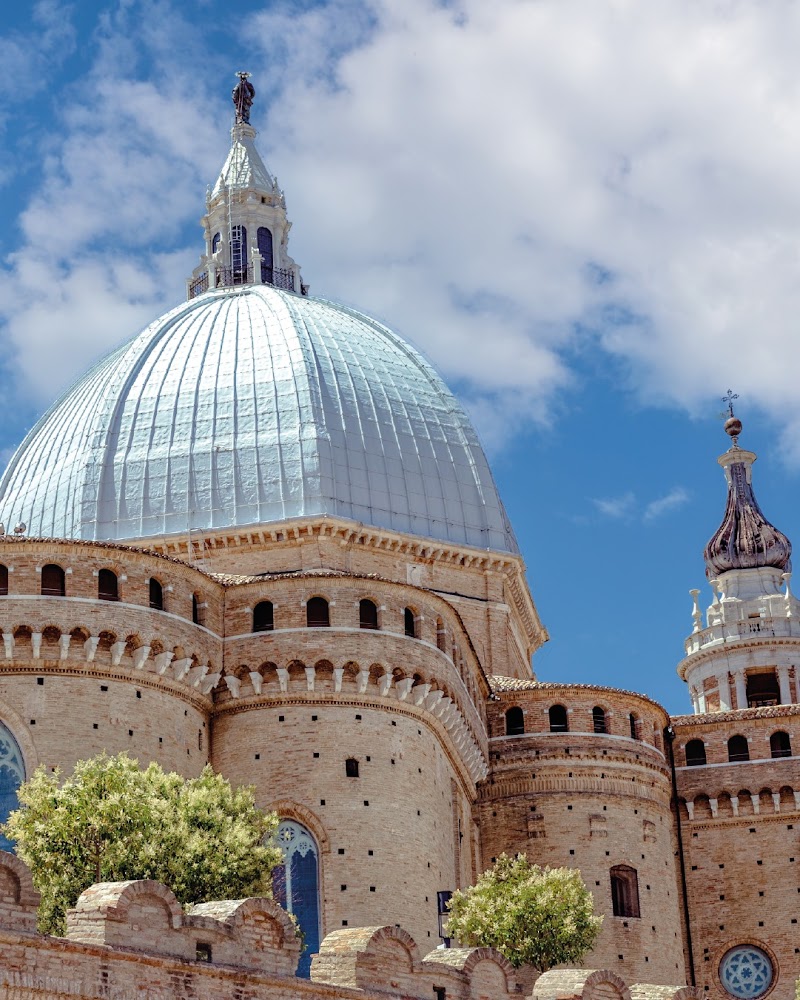 Hotel San Francesco in Loreto, Italy
