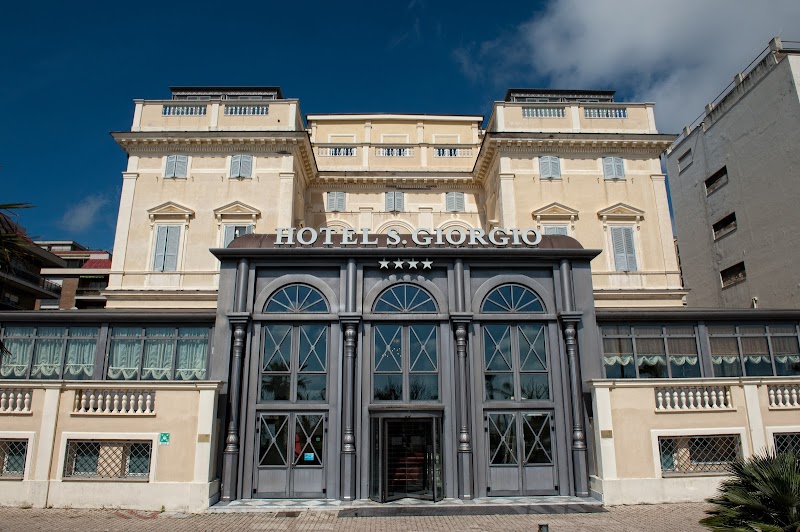 Hotel San Giorgio in Civitavecchia, Italy