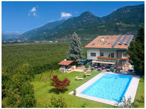 Hotel Sonnenhof in Lana, Italy