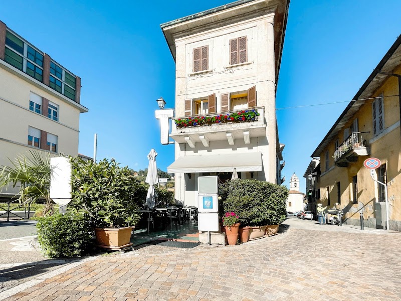 Hotel Spagna in Arona, Italy