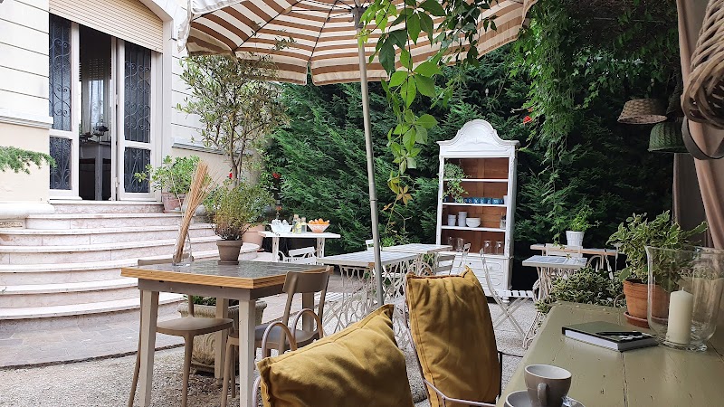 Hotel Stresa in Cesenatico, Italy