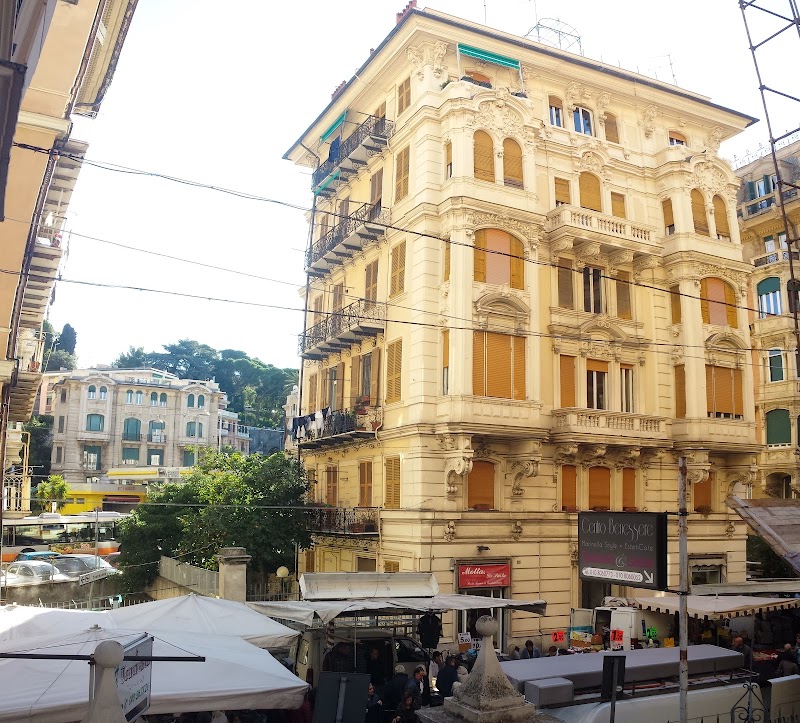 Hotel Tommaseo in Genoa, Italy