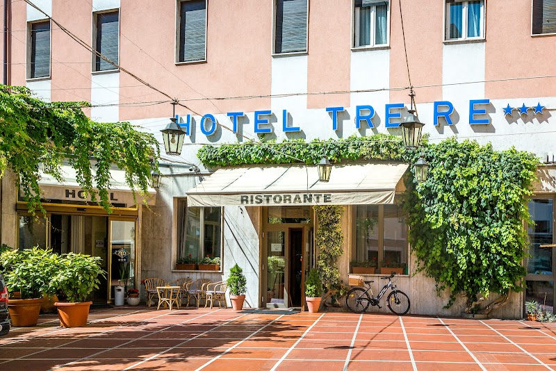 Hotel Tre Re in Como, Italy