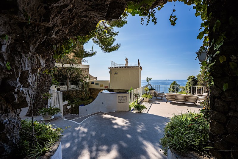 Hotel Tritone in Bagnara Calabra, Italy