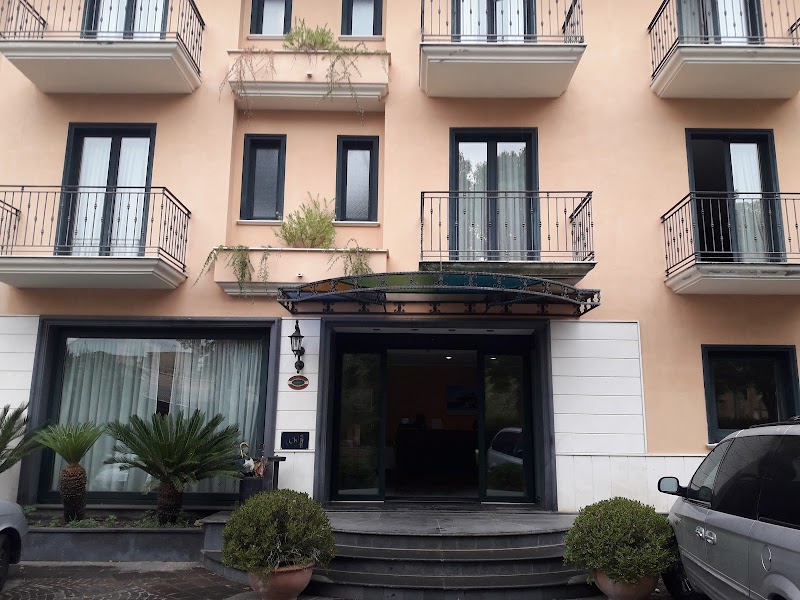 Hotel Villa Albani in Angri, Italy