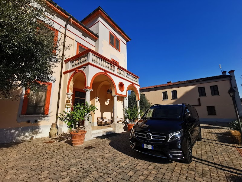 Hotel Villa dei Tigli in Mantova, Italy