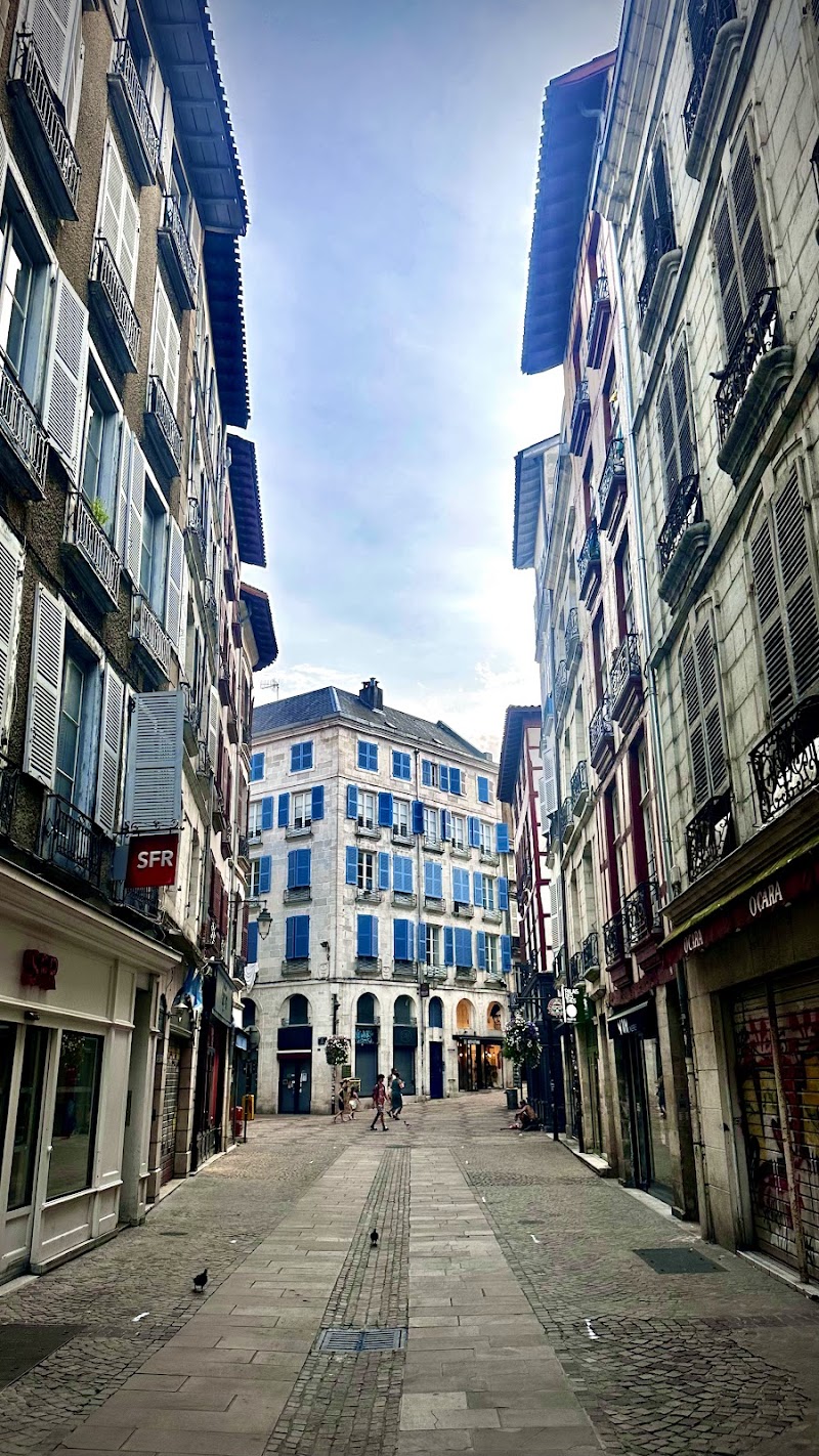 Hotel des Arceaux Bayonne in Bayonne, France