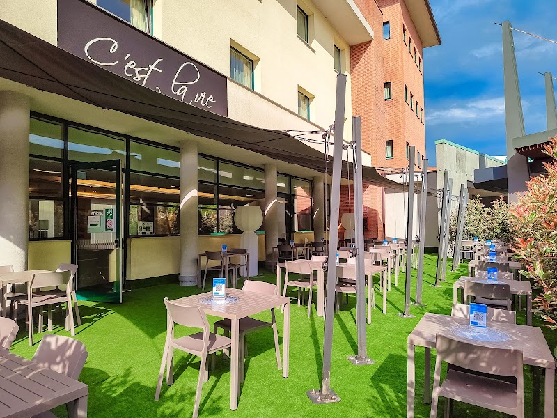 Just Hotel Lomazzo Fiera in Lomazzo, Italy