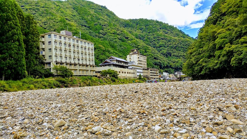 Kawayu Midoriya in Tanabe, Japan