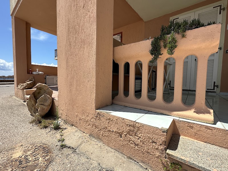 L’Isola di Rosa in Cerveteri, Italy