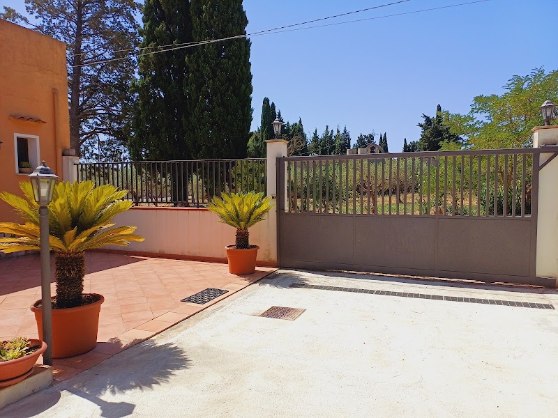 La Mimosa in Erice, Italy