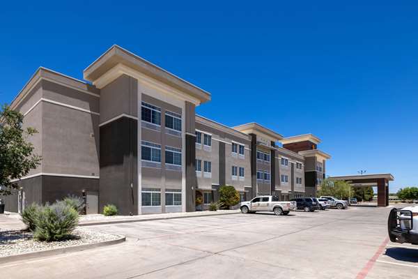 La Quinta Inn & Suites by Wyndham Artesia in Artesia, United States
