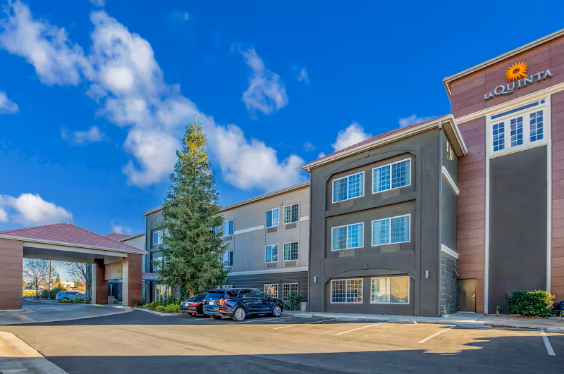 La Quinta Inn & Suites by Wyndham Bakersfield North in Bakersfield, United States