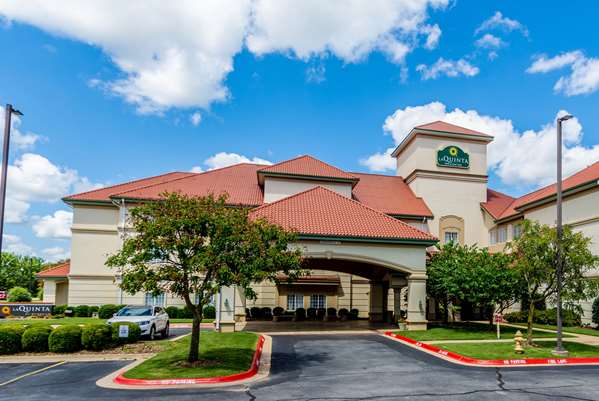 La Quinta Inn & Suites by Wyndham Bentonville in Bentonville, United States