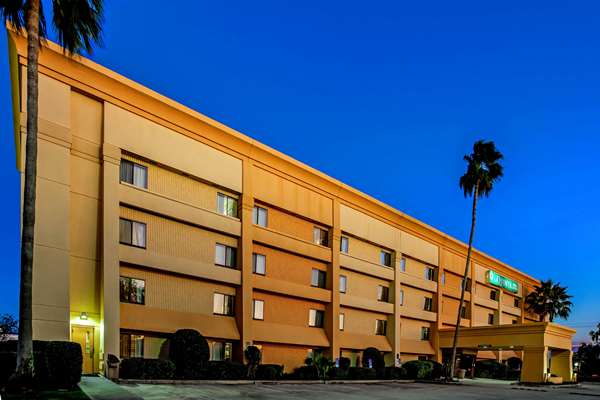 La Quinta Inn & Suites by Wyndham Houston Baytown East in Baytown, United States