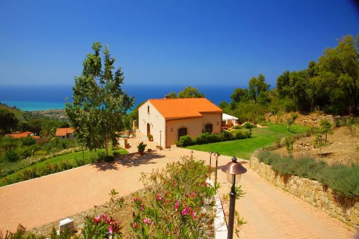Le Ginestre in Cefalu, Italy