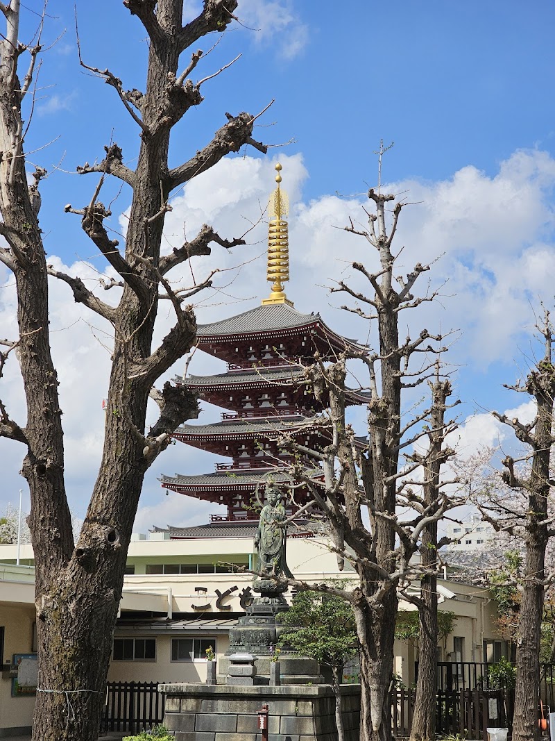 Mikawaya Hotel in Arakawa, Japan