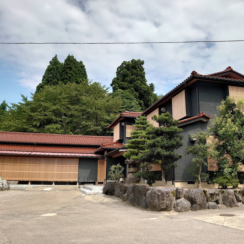 Minshuku Ikemori in Himi, Japan