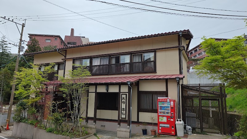 Minshuku Unzen in Minamishimabara, Japan