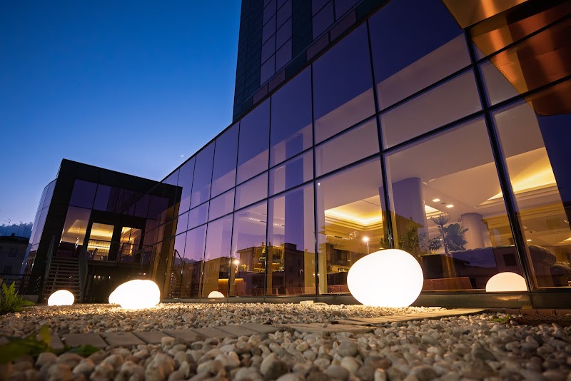 Montresor Hotel Tower in Bussolengo, Italy