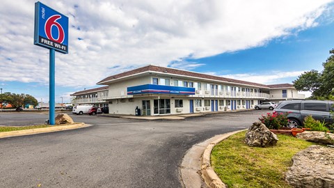 Motel 6 Ardmore in Ardmore, Carter County, United States, United States