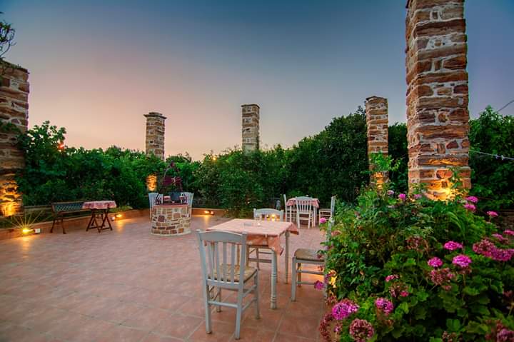 Mouzaliko Hotel in Chios, Greece