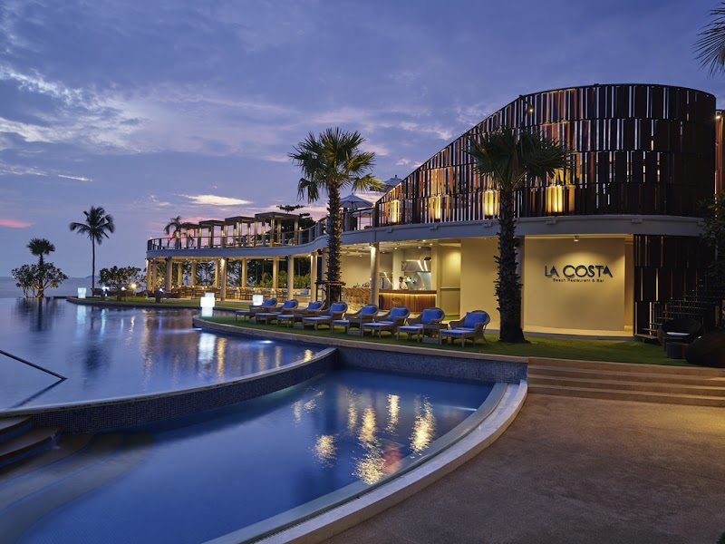 Mövenpick Siam Hotel Na Jomtien Pattaya in Ban Na Chom Thian, Thailand