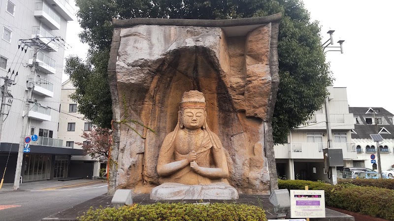 New Hotel Tamaya in Saiki, Japan