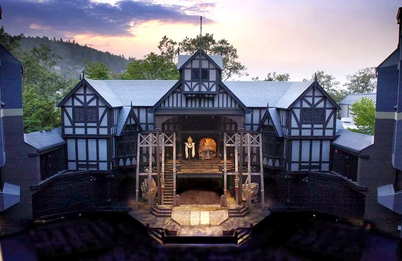 Oak Hill in Ashland, United States