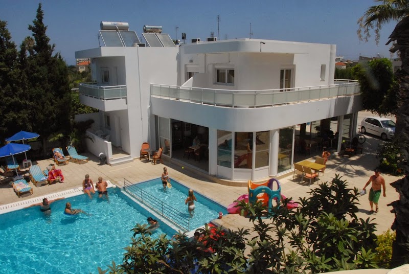Paleos Apartments in Ialysos, Greece