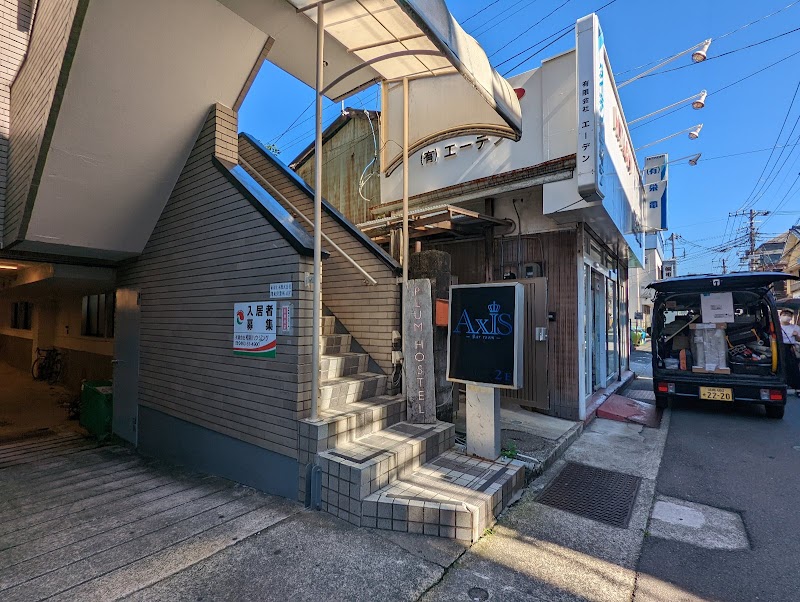 Plum Hostel in Odawara, Japan