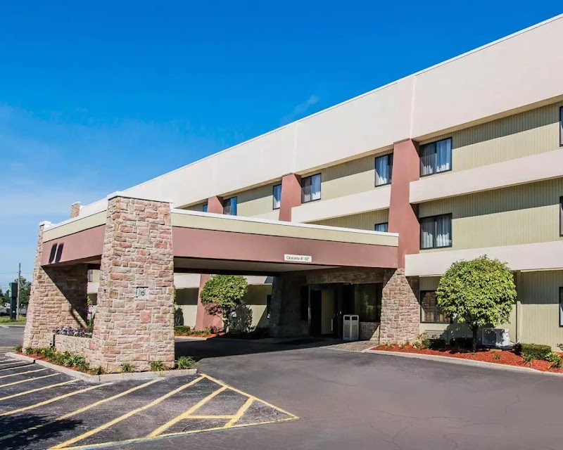 Quality Inn & Suites Warren - Detroit in Berkley, United States