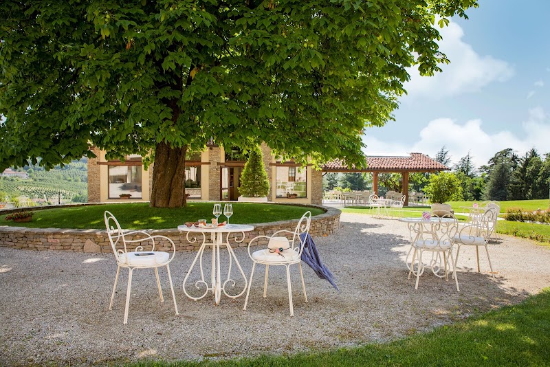 Relais Montemarino in Alba, Italy