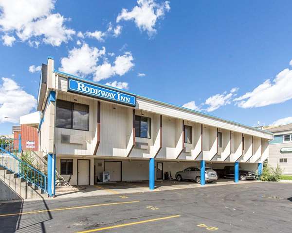 Rodeway Inn Billings Logan Intl Airport Near St Vincent Hospital in Billings, United States