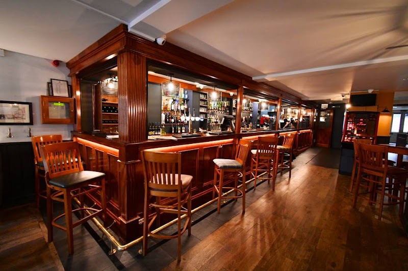 Rose and Crown Hotel in Caerfyrddin, United Kingdom