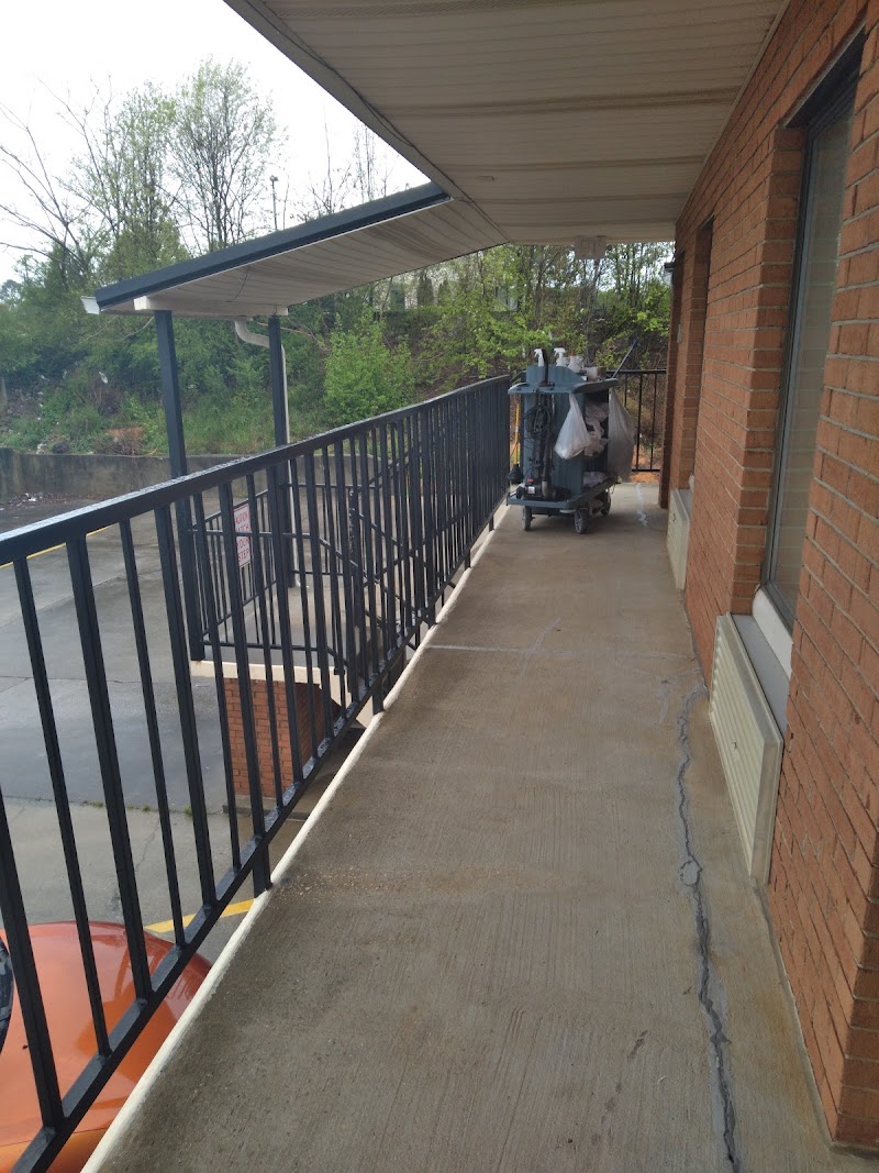 Royal Inn in Anniston, United States