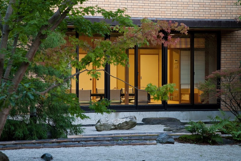 Royal Oak Hotel Spa & Gardens in Otsu, Japan