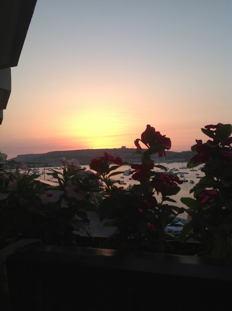 Seahorse Penthouse 2 B&B in Mellieha, Malta