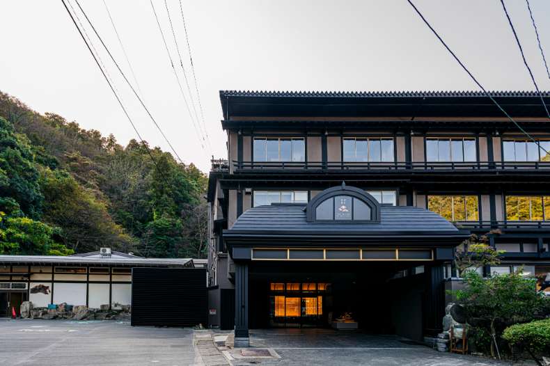 Shunjuan Yamabana in Shin'onsen, Japan
