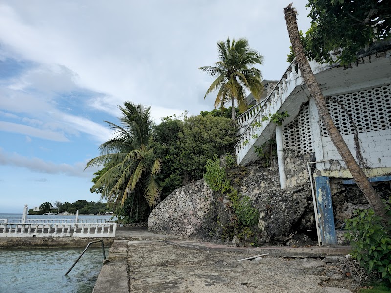 Silver Seas Hotel in Ocho Rios, Jamaica