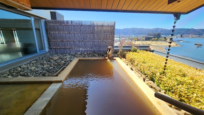 So-sen-no-yado Suhaku in Suwa, Japan