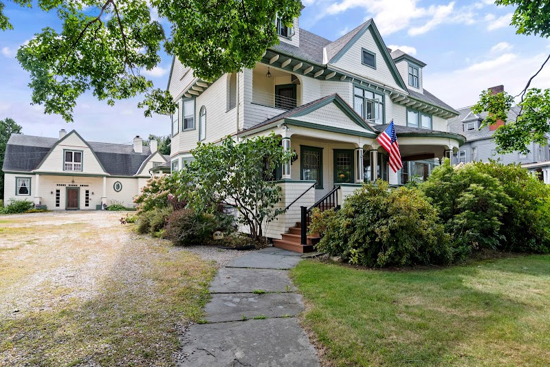 South Shire Inn in Bennington, United States