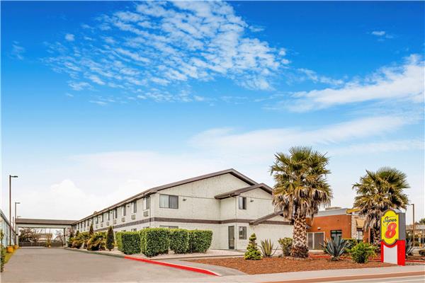 Super 8 by Wyndham Arcata in Arcata, United States