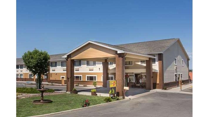 Super 8 by Wyndham Baker City in Baker City, United States