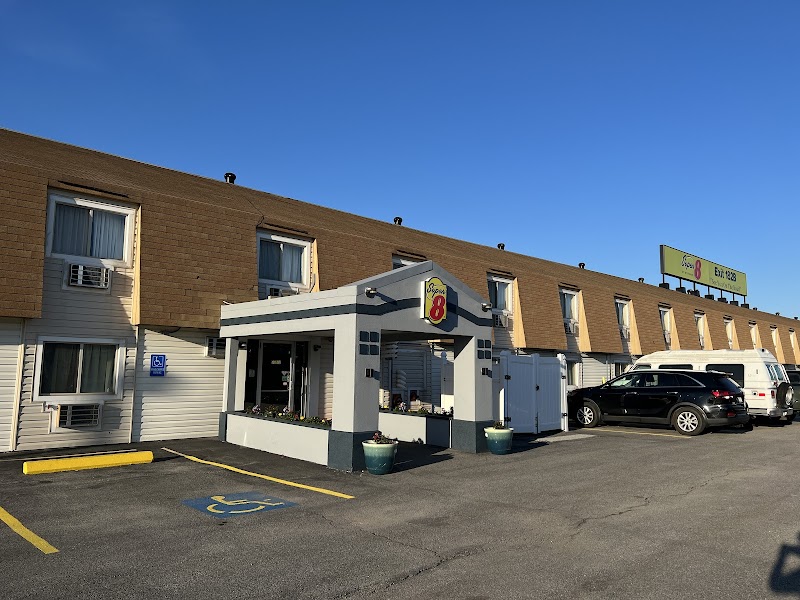 Super 8 by Wyndham Bangor in Bangor, United States