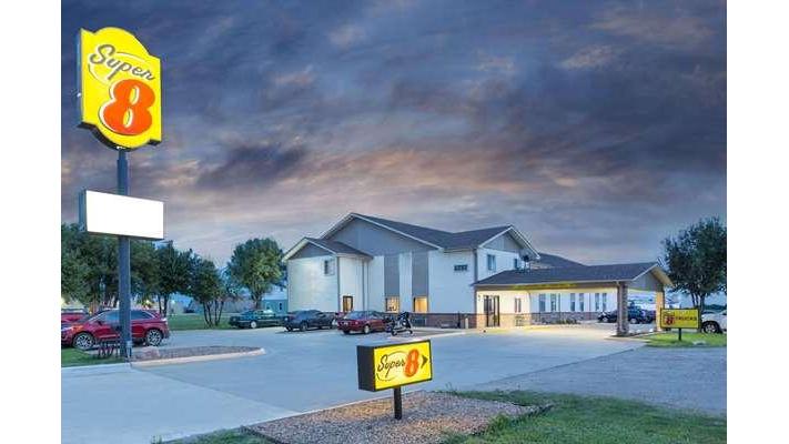 Super 8 by Wyndham Belleville in Belleville, United States