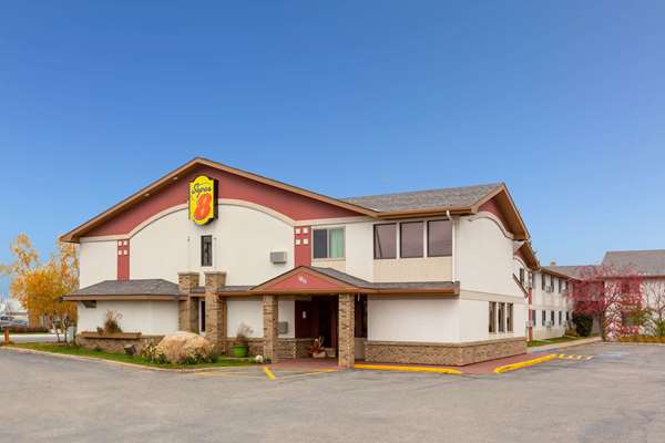 Super 8 by Wyndham Bemidji MN in Bemidji, United States