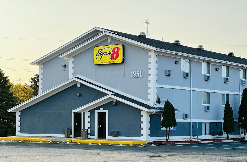 Super 8 by Wyndham Benton Harbor/St. Joseph in Benton Harbor, United States