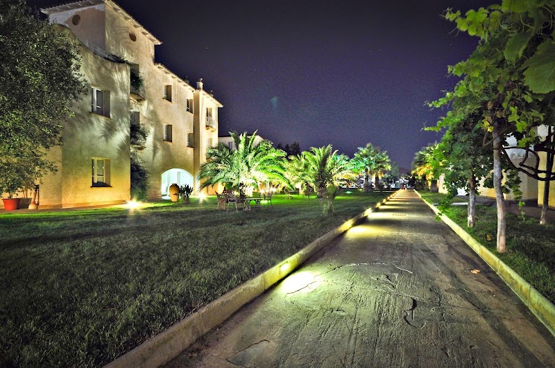 Tartheshotel in Guspini, Italy